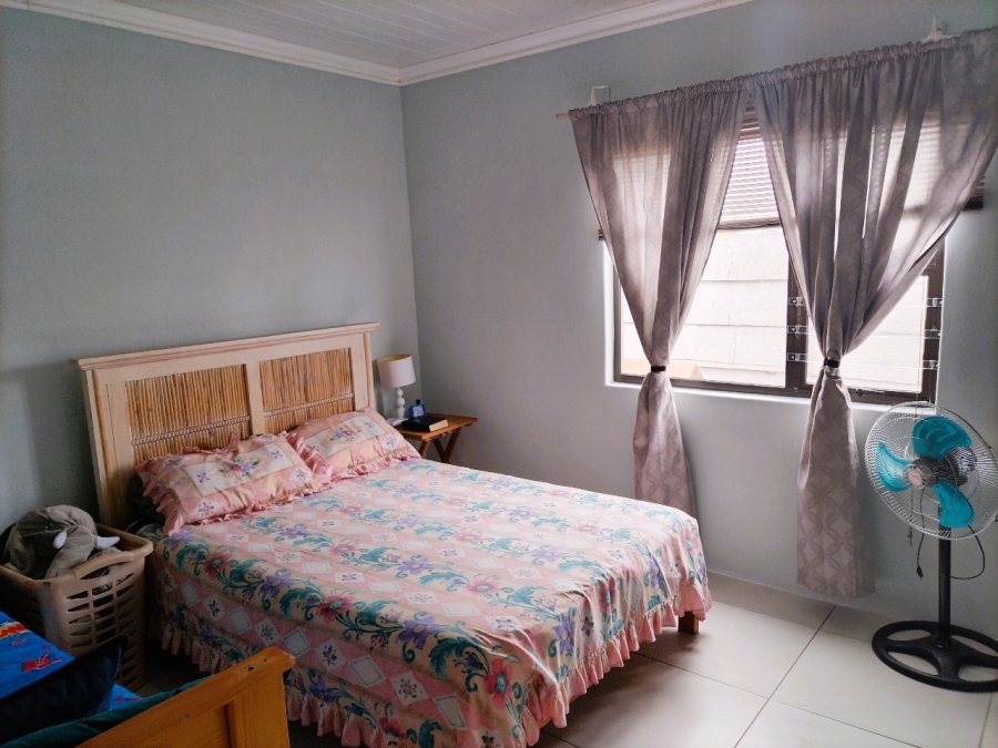 To Let 4 Bedroom Property for Rent in Hopefield Western Cape